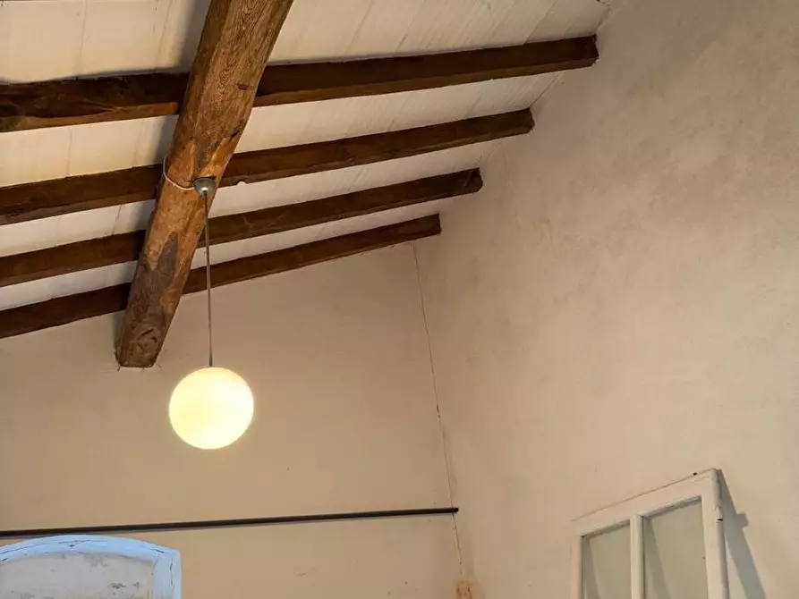 Immagine 23 di Rustico / casale in vendita  in Via Papa Giovanni XXIII 6 a Castelnuovo Magra