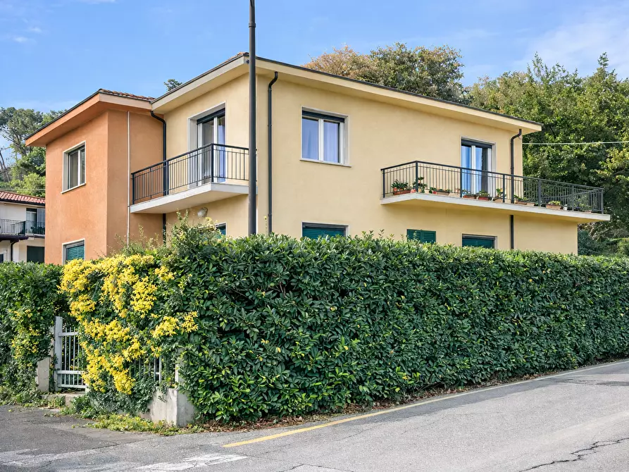 Immagine 2 di Casa indipendente in vendita  in Via C. A. Fabbricotti 68 a Ameglia