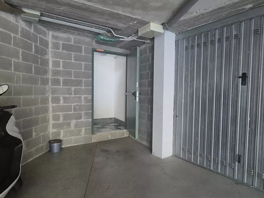 Immagine 32 di Quadrilocale in vendita  in Via Amoa 29 a Arcola