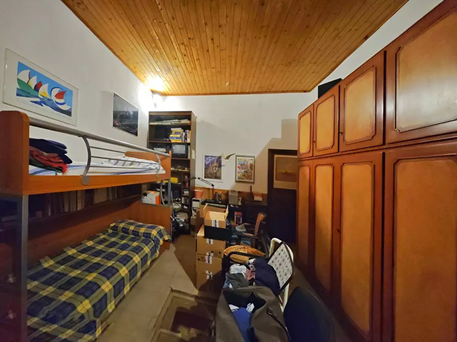 Immagine 55 di Quadrilocale in vendita  in Via Cigala a Sarzana