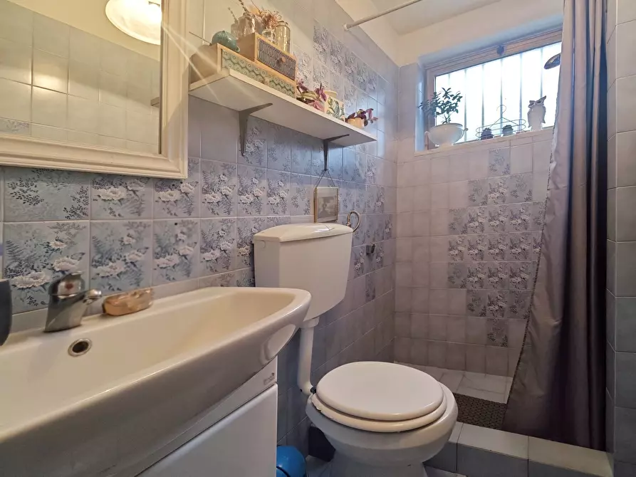 Immagine 57 di Pentalocale in vendita  in Via Salicello 153 a Castelnuovo Magra