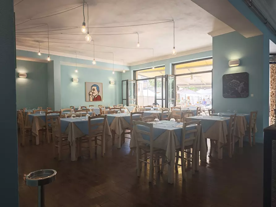 Immagine 22 di Locale commerciale in vendita  in Località Fiascherino 7 a Lerici