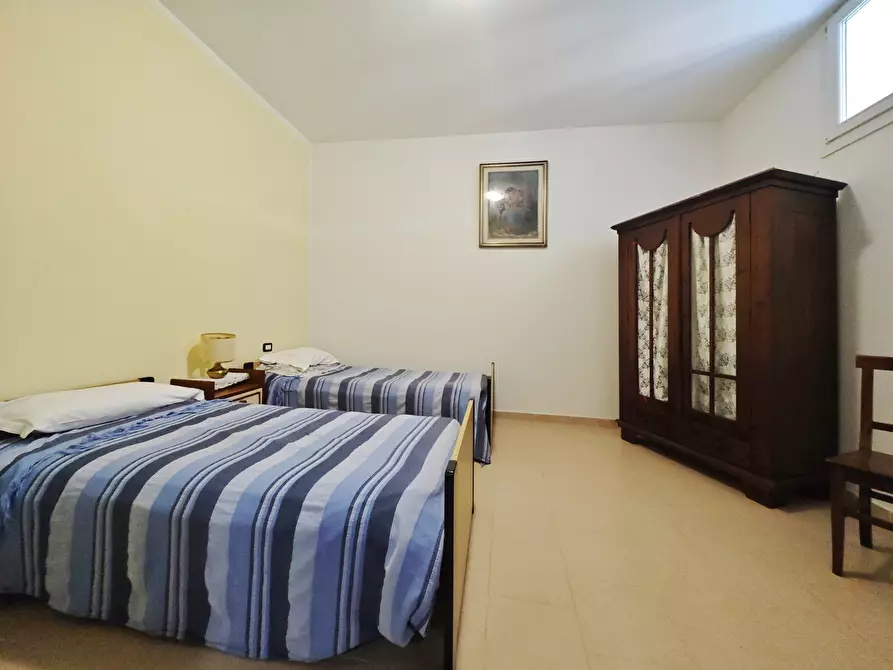 Immagine 16 di Trilocale in vendita  in Via Guerrieri 1 a Licciana Nardi