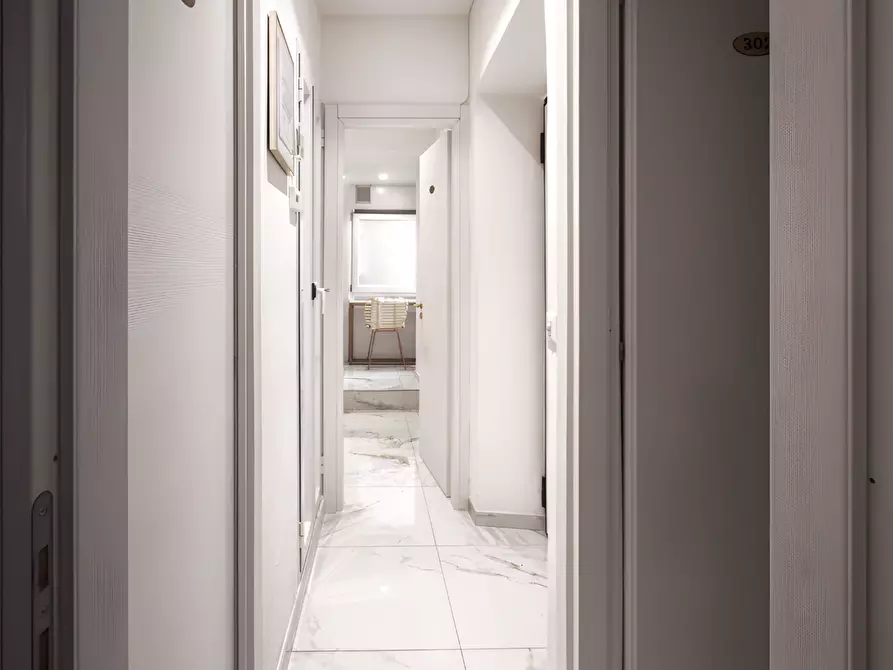 Immagine 2 di Trilocale in vendita  in Piazza Saint Bon 5 a La Spezia