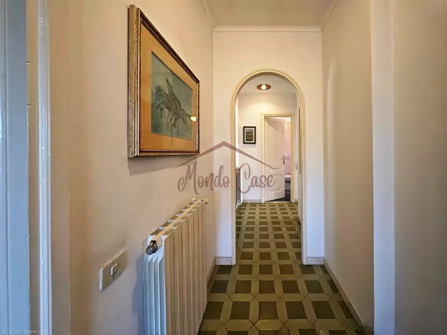 Immagine 42 di Attico in vendita  in Viale Eugenio Chiesa 21 a Massa