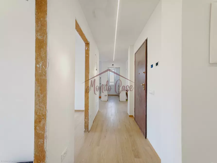 Immagine 3 di Porzione di casa in vendita  in Via dei Molini 148 a Sarzana