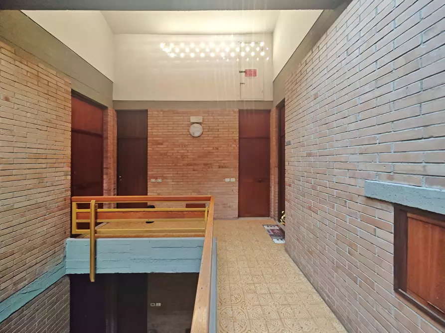 Immagine 44 di Quadrilocale in vendita  in Via Antonio Gramsci 31 a Ortonovo