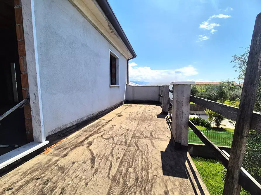 Immagine 18 di Villetta a schiera in vendita  in Via Bozzi 103 a Ortonovo