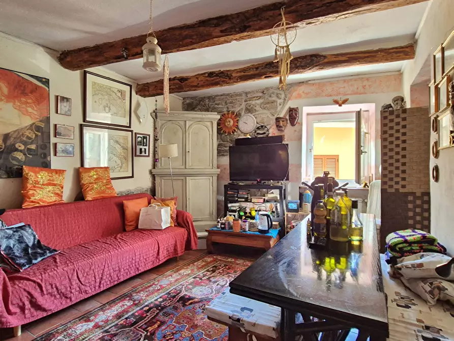 Immagine 13 di Terratetto in vendita  in Via Collo 13 a Fosdinovo