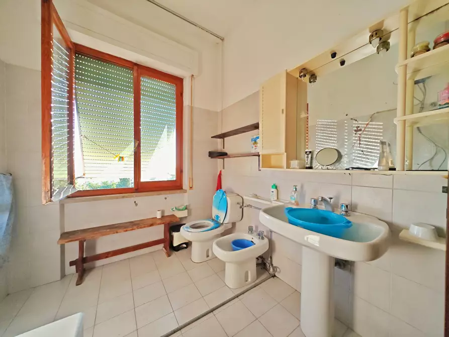 Immagine 62 di Porzione di casa in vendita  in SP23 683 a Castelnuovo Magra