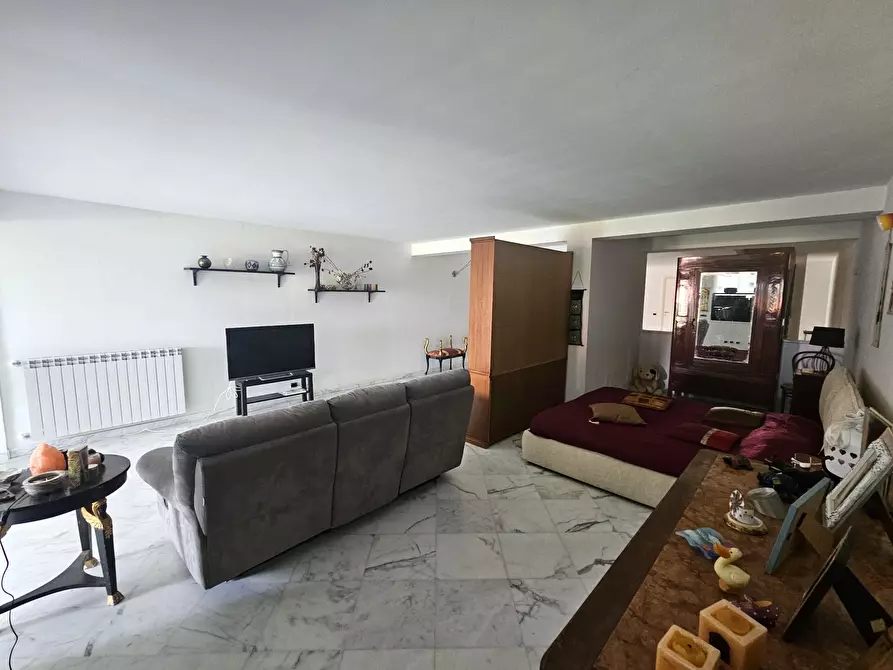 Immagine 35 di Porzione di casa in vendita  in Via Falcinello 144 a Sarzana