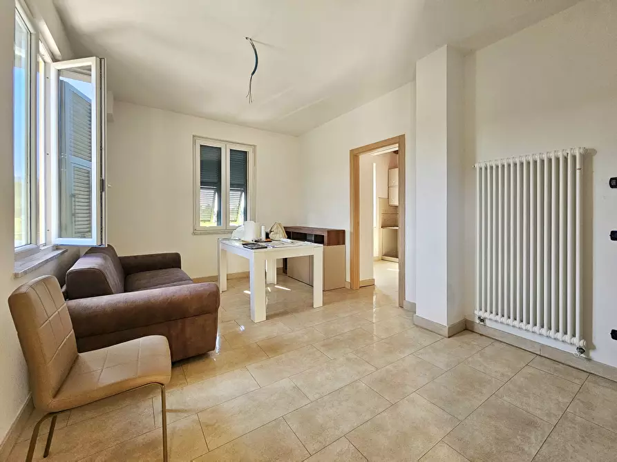 Immagine 6 di Quadrilocale in vendita  in Via Cisa 95 a Sarzana