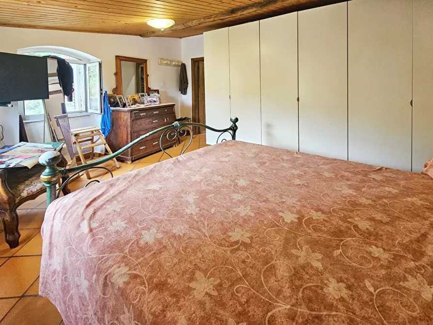 Immagine 25 di Porzione di casa in vendita  in Via Canepari 70 a Fosdinovo