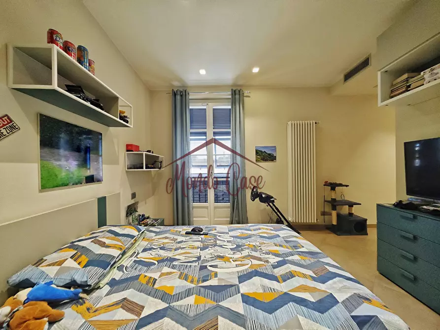 Immagine 48 di Attico in vendita  in Via Bertoloni 2 a Sarzana