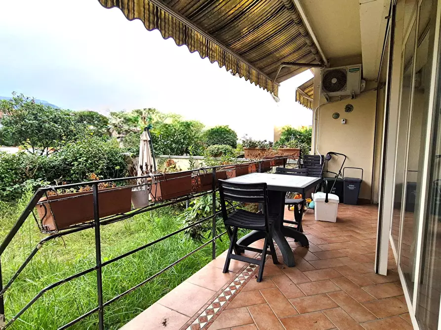 Immagine 9 di Villetta a schiera in vendita  in Via Madonnina 11 a Ortonovo