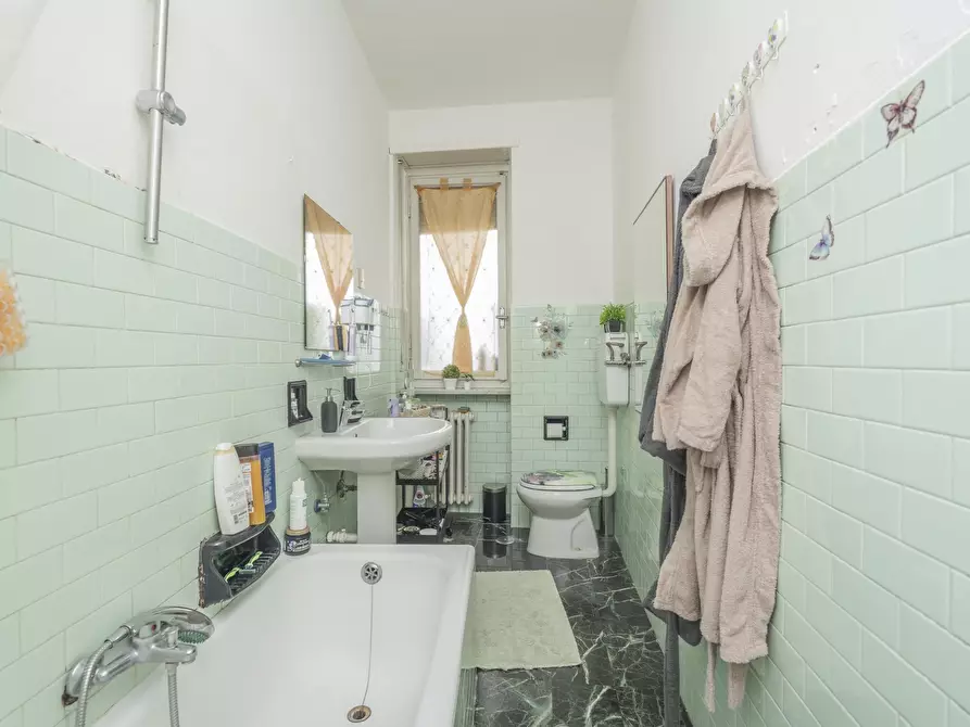 Immagine 17 di Trilocale in vendita  in Via Federico Paolini 18 a Torino