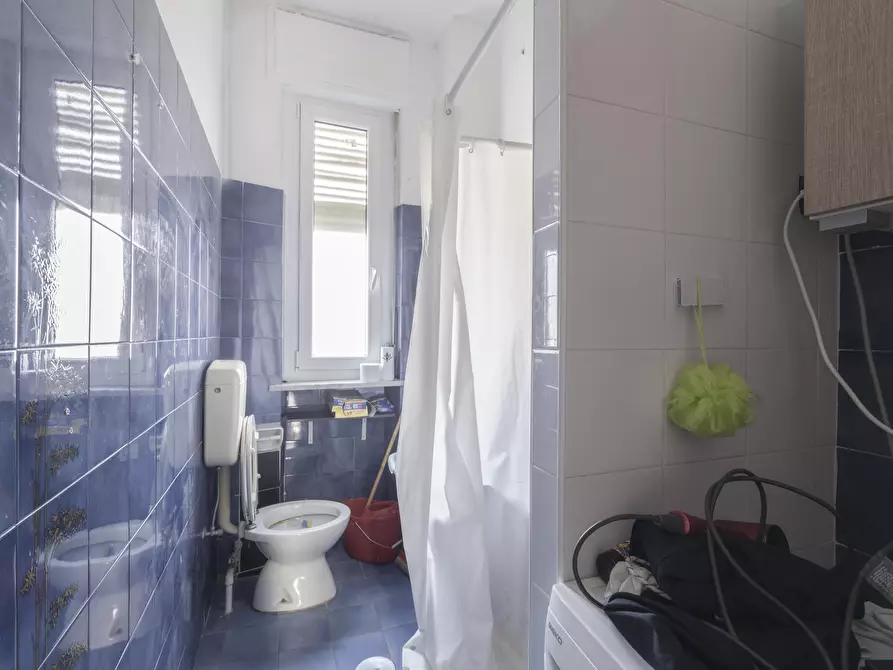 Immagine 30 di Trilocale in vendita  in Via Bologna 93 a Torino