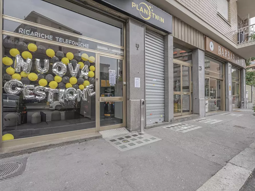 Immagine 1 di Bar / Ristorante in vendita  in Via Terni 25 a Torino