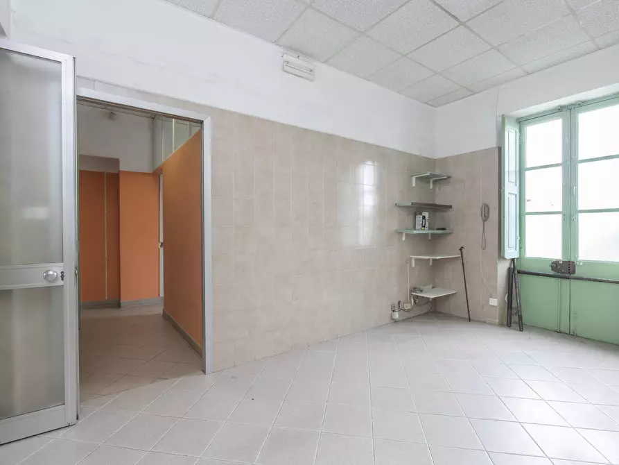 Immagine 13 di Ufficio in vendita  in Strada di Settimo 81 a Torino
