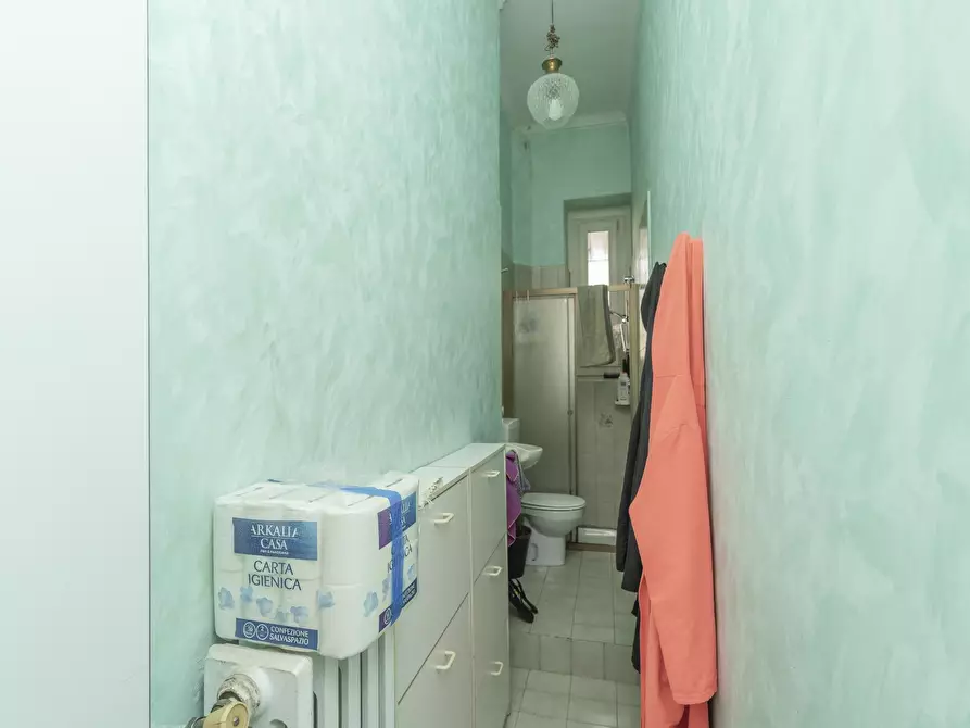 Immagine 21 di Pentalocale in vendita  in Via Michele Buniva 4 a Torino