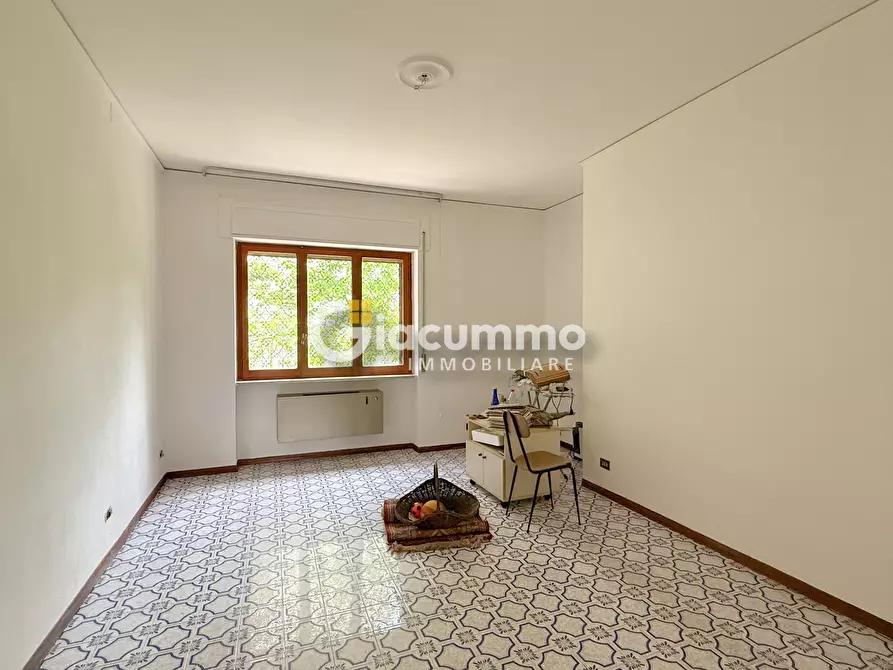 Immagine 6 di Pentalocale in vendita  in Via Domenico di Giura a Potenza