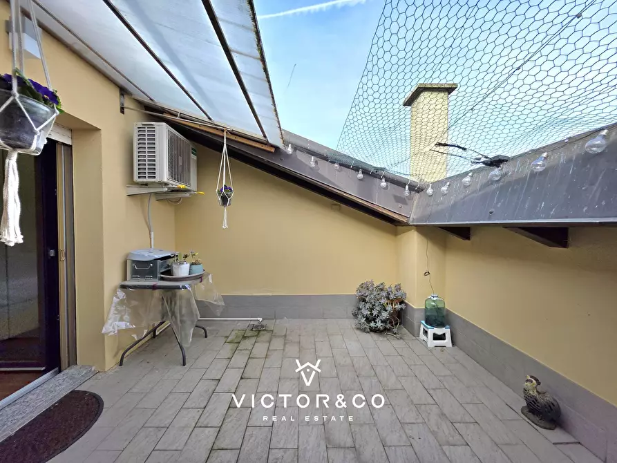 Immagine 29 di Attico in vendita  in Via Isabella Leonarda sn a Novara