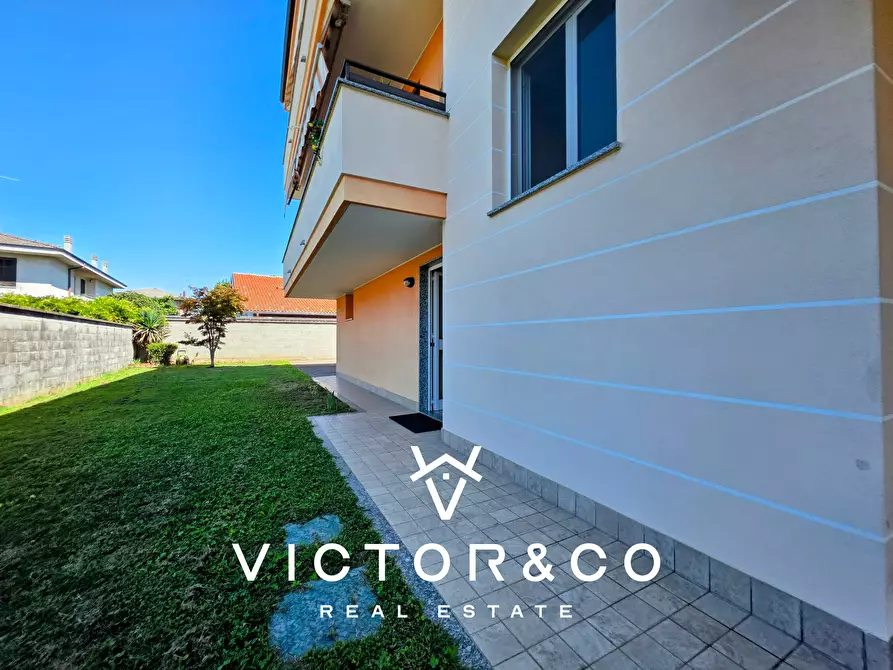 Immagine 31 di Quadrilocale in vendita  in Via Leopardi snc a Romentino