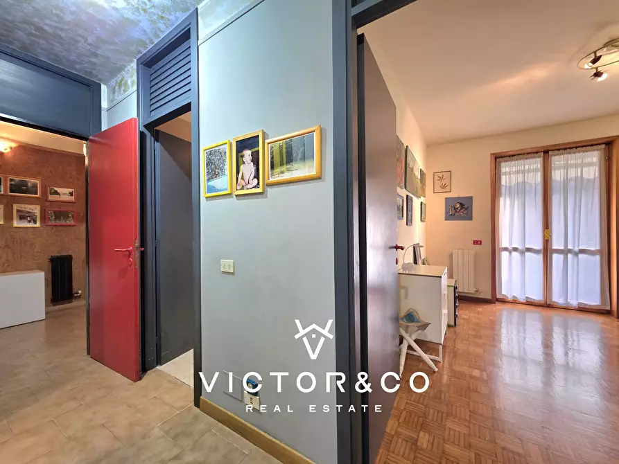 Immagine 16 di Trilocale in vendita  in Viale Giulio Cesare 119 a Novara