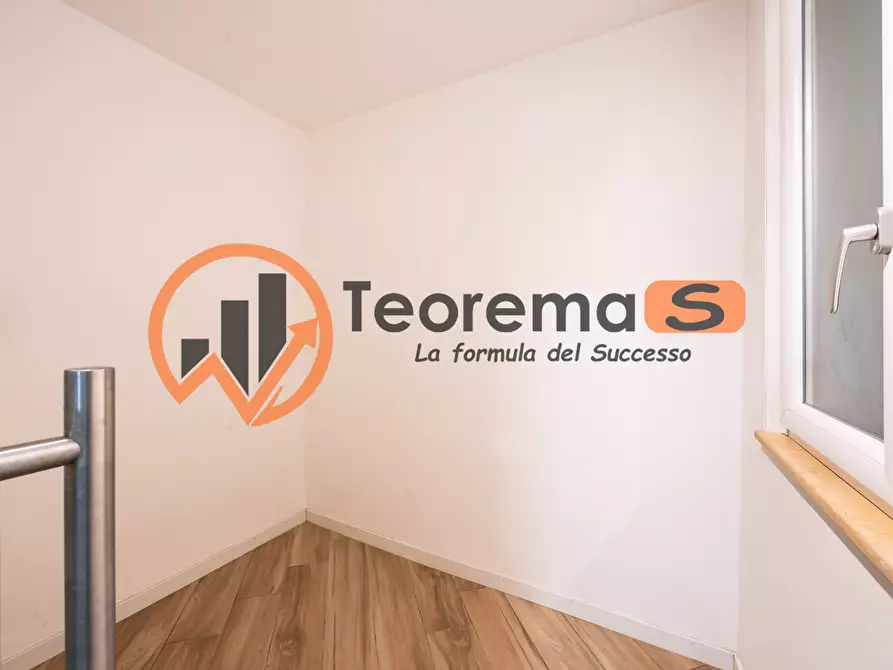 Immagine 20 di Trilocale in vendita  a Palermo