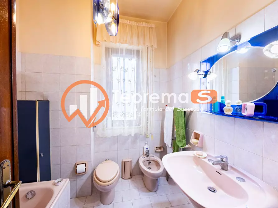 Immagine 25 di Appartamento in vendita  in Via Serradifalco a Palermo