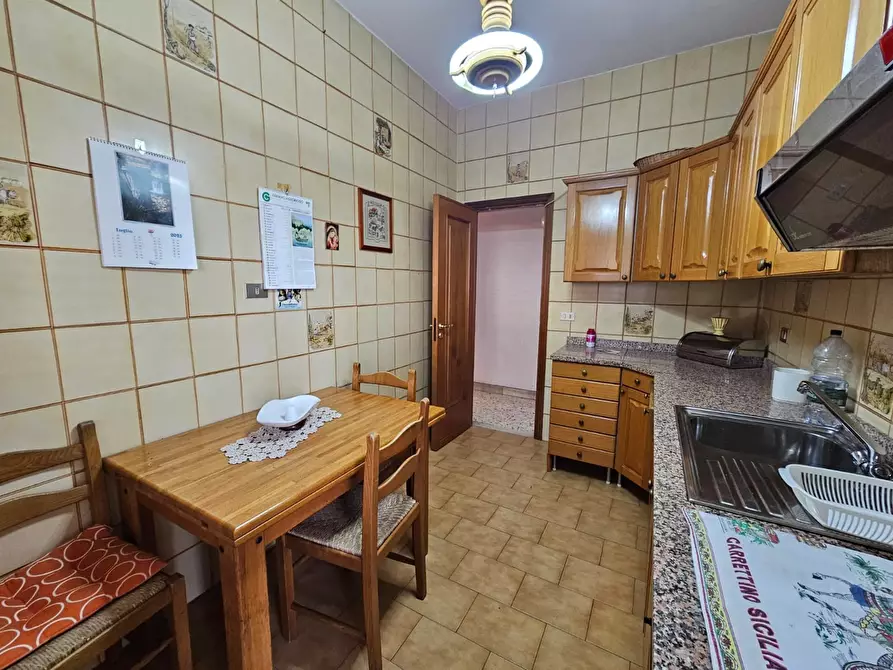 Immagine 10 di Appartamento in vendita  in Via John Fitzgerald Kennedy 10 a Monreale