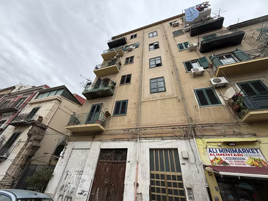 Immagine 18 di Appartamento in vendita  in Via Domenico Scinà a Palermo