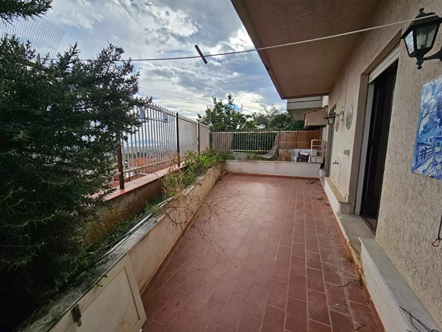 Immagine 3 di Trilocale in affitto  in Via Rosina Ferrario 20 a Palermo
