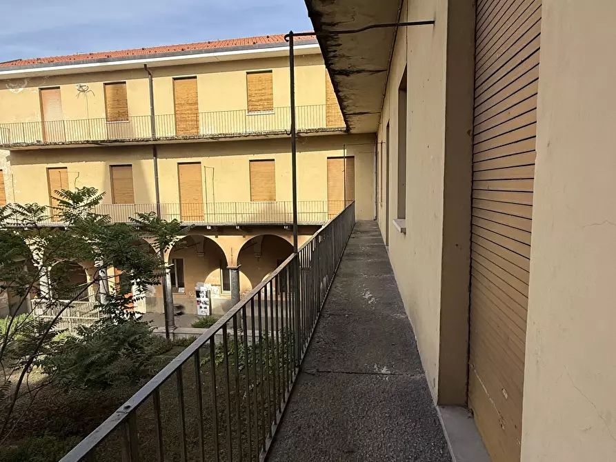 Immagine 10 di Palazzo in vendita  in Via San Gaudenzio 11 a Novara