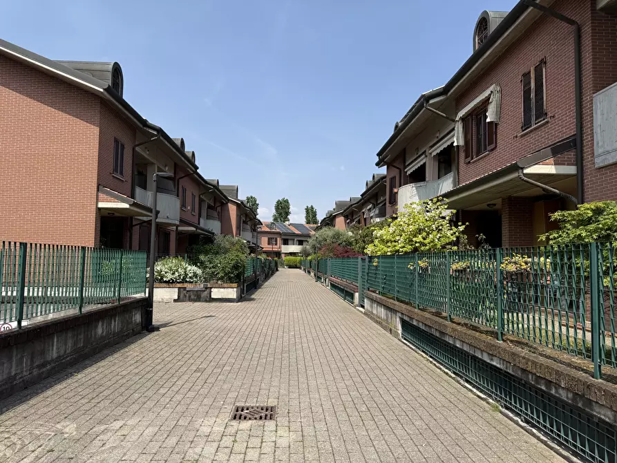Immagine 63 di Casa bifamiliare in vendita  in Via Luigi Settembrini 14 a Cinisello Balsamo