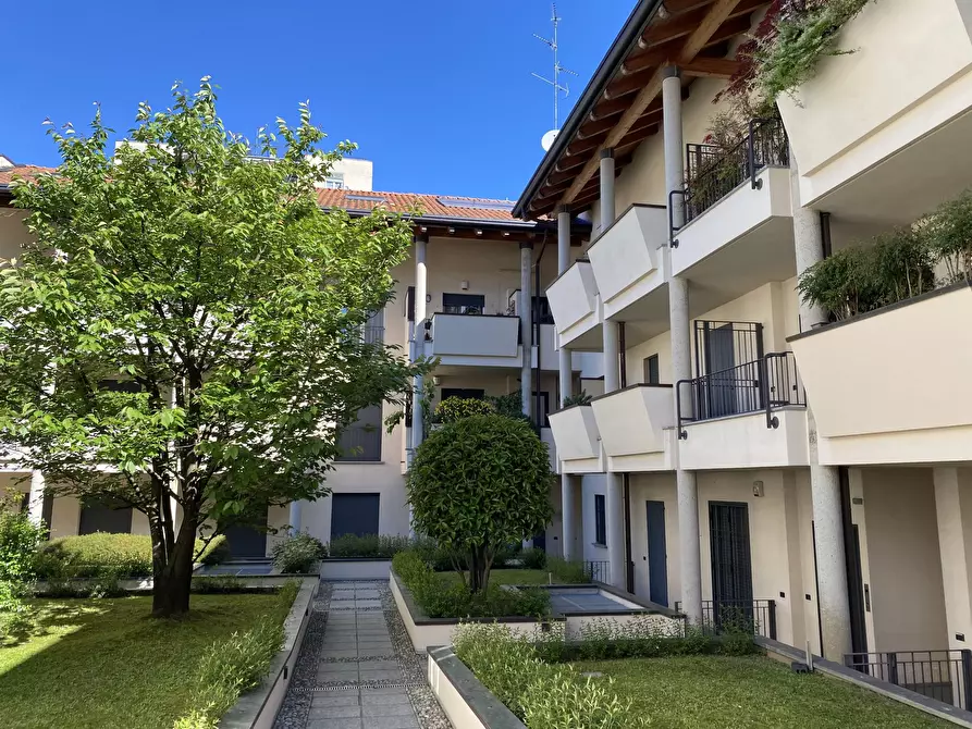 Immagine 20 di Trilocale in vendita  in Via Catalani 1 a Monza