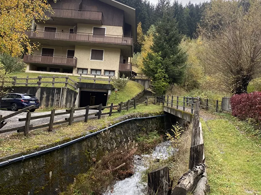Immagine 61 di Quadrilocale in vendita  in Via al Forte 9 a Valdisotto