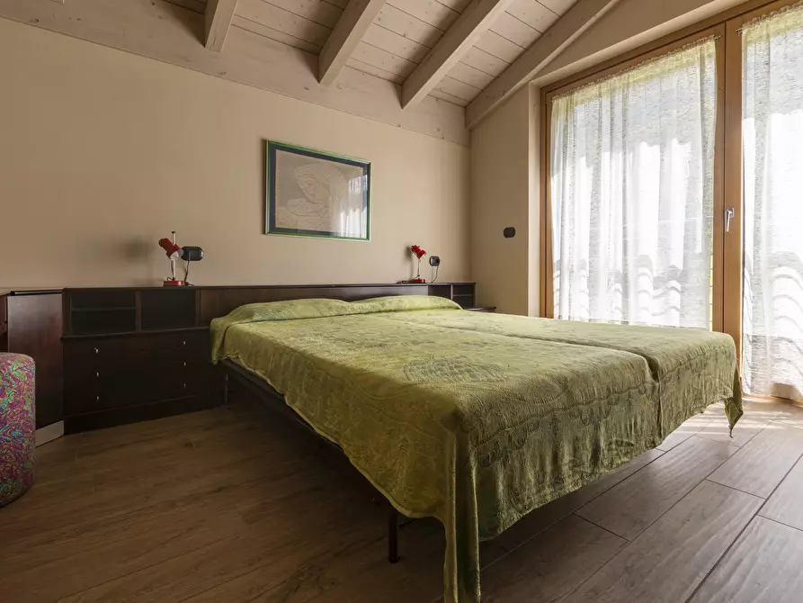 Immagine 54 di Villa in vendita  in Via Colombèe 11 a Colico