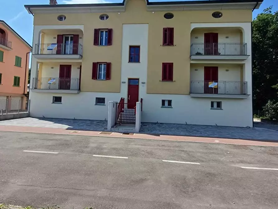 Immagine 3 di Trilocale in vendita  a Medesano