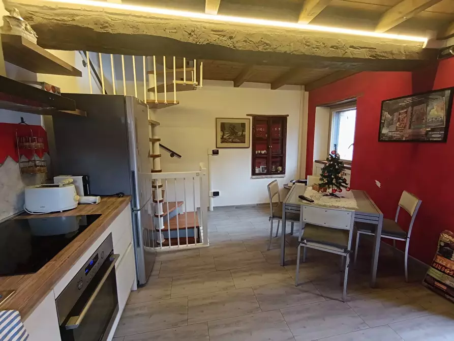 Immagine 8 di Casa indipendente in vendita  a Terenzo