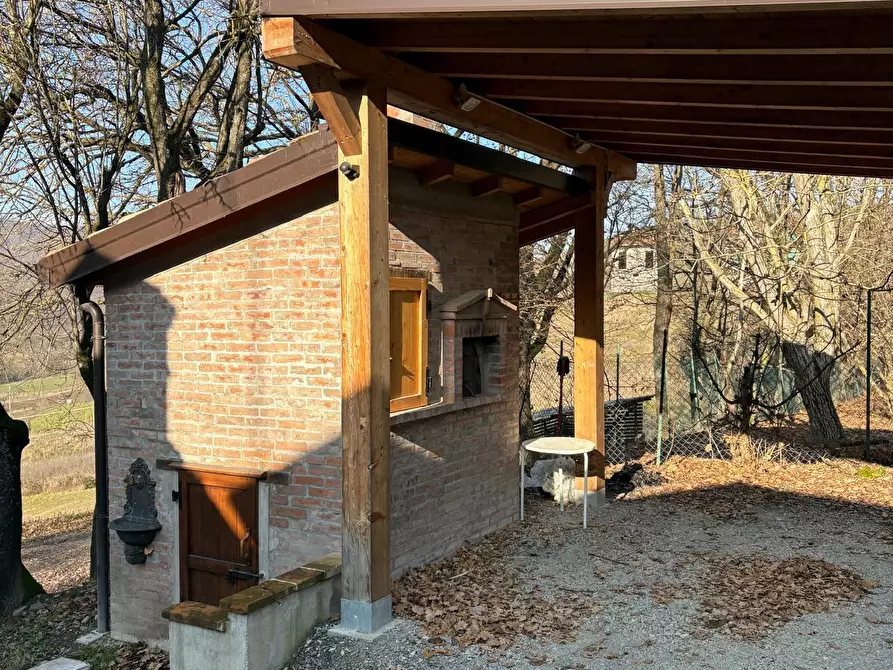 Immagine 8 di Trilocale in affitto  a Varano De' Melegari