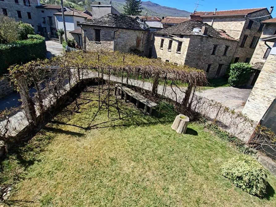 Immagine 26 di Casa indipendente in vendita  a Bore