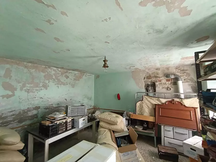 Immagine 19 di Casa indipendente in vendita  a Bore