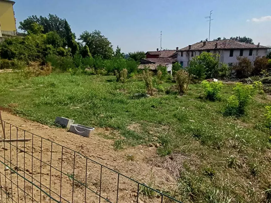 Immagine 12 di Terreno industriale in vendita  a Medesano