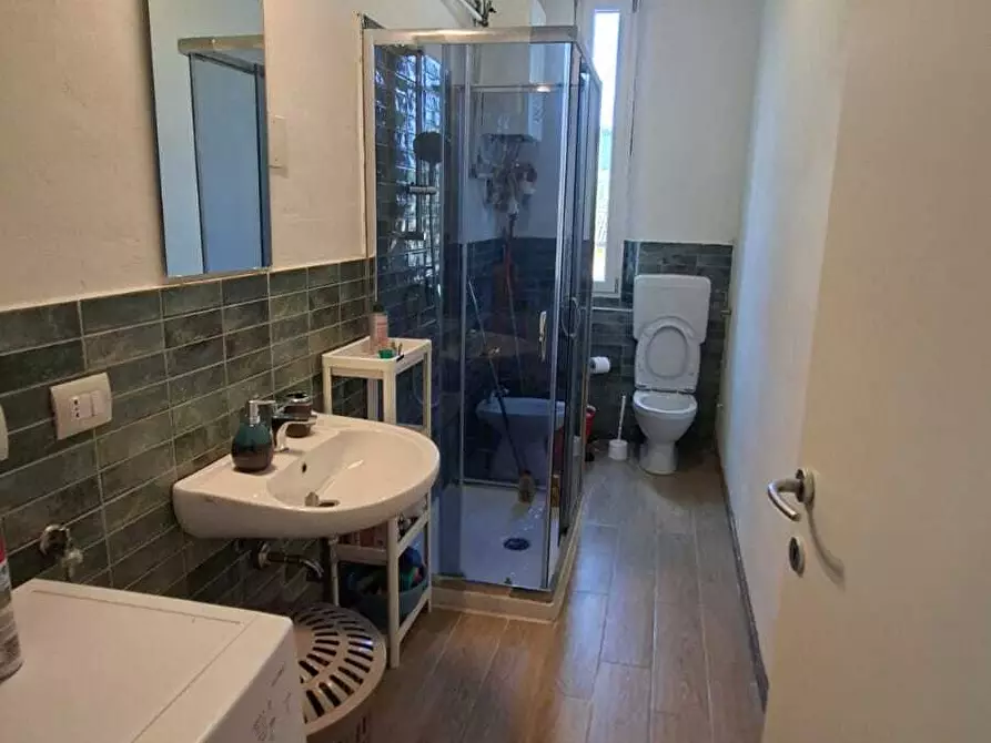Immagine 9 di Bilocale in affitto  a Medesano