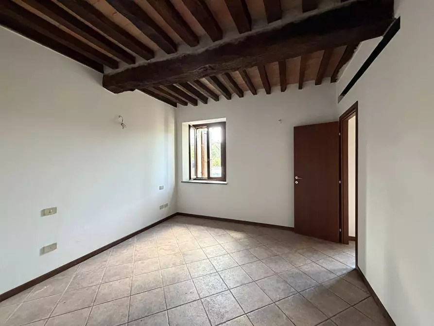 Immagine 7 di Appartamento in vendita  a Medesano
