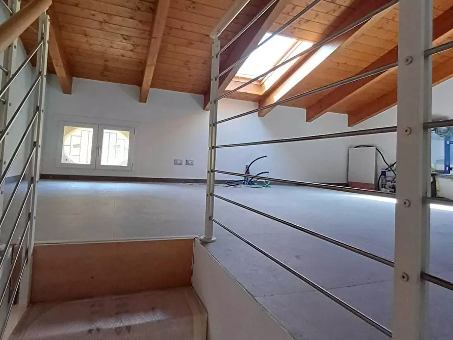 Immagine 28 di Trilocale in vendita  a Medesano