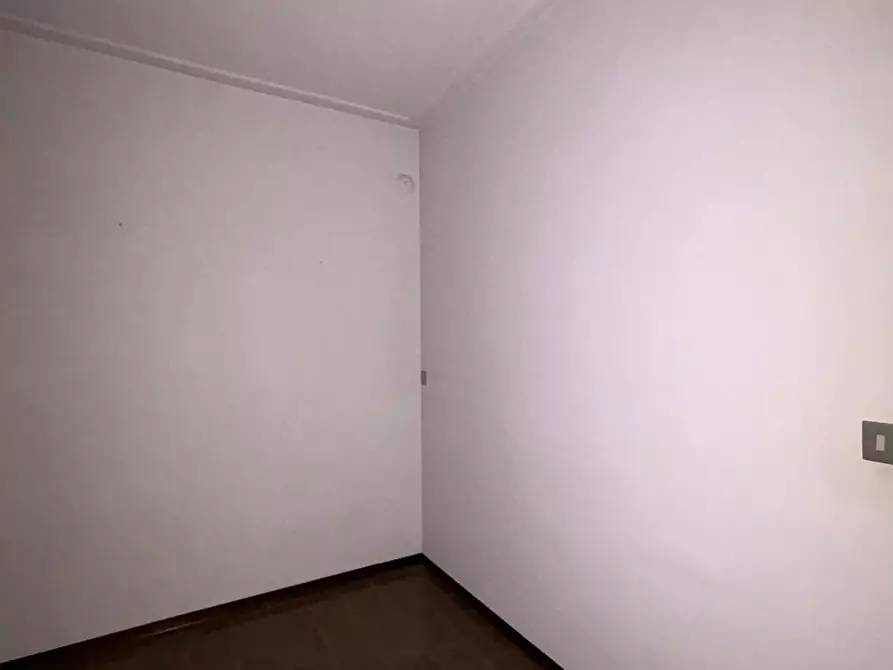 Immagine 25 di Casa trifamiliare in vendita  a Varano De' Melegari