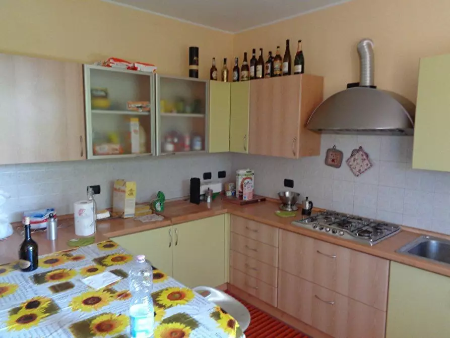 Immagine 4 di Quadrilocale in affitto  a Varano De' Melegari