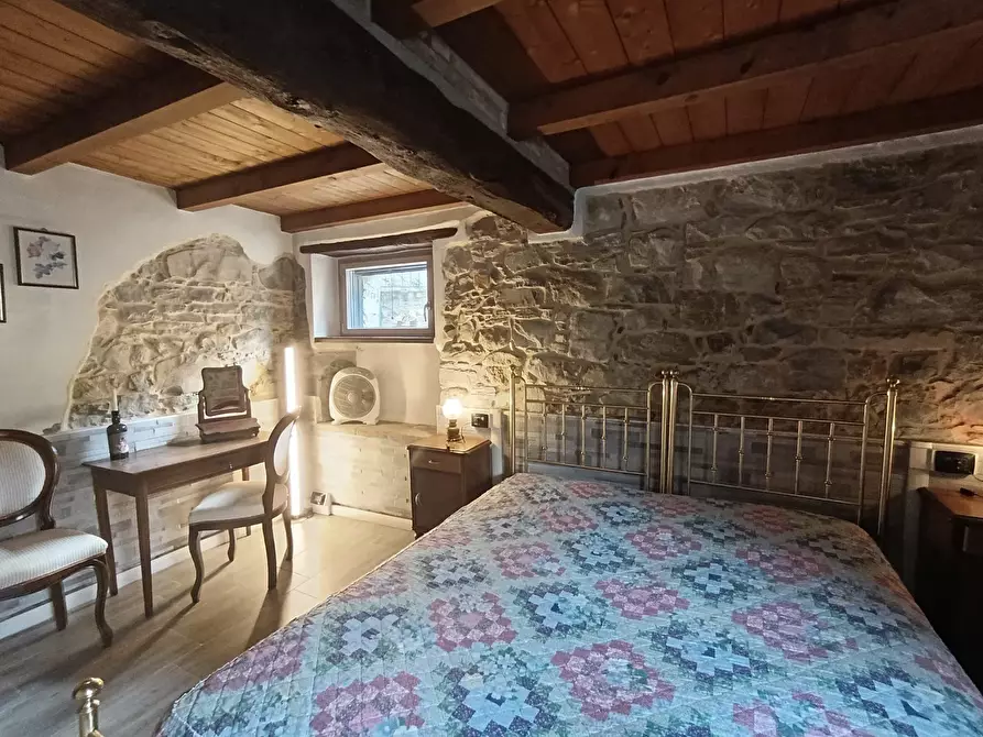 Immagine 16 di Casa indipendente in vendita  a Terenzo